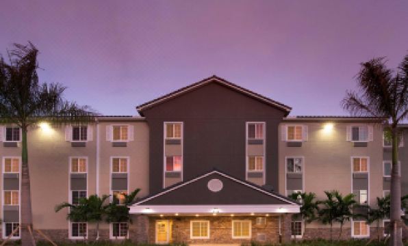 Extended Stay America Select Suites - Deerfield Beach