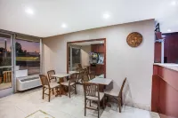 Super 8 by Wyndham Redlands/San Bernardino