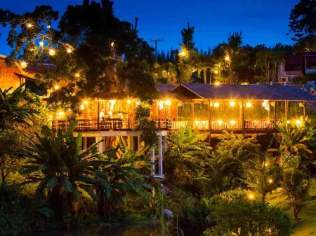 The Banyan Leaf Resort Отели рядом с достопримечательностью «Alpaca Hill»