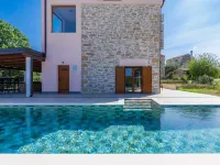 Villa Julia - Pools