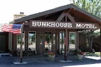 Bunkhouse Motel Hotele w: Guernsey