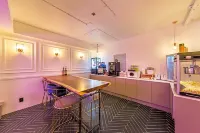 Hotel in Cafe Guri-si
