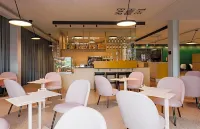 The Lab Hotel & Apartments - 3-Star
