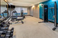 La Quinta Inn & Suites by Wyndham Bridgeport - Gym