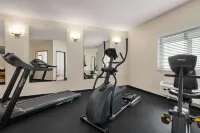 Super 8 by Wyndham Grove City - Gym