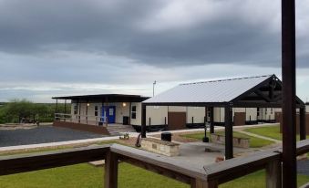 Amity Lodge at Karnes City - Housity