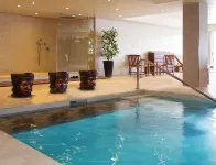 AX Sunny Coast Resort & Spa - Beach