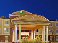 Holiday Inn Express & Suites Foley - N Gulf Shores