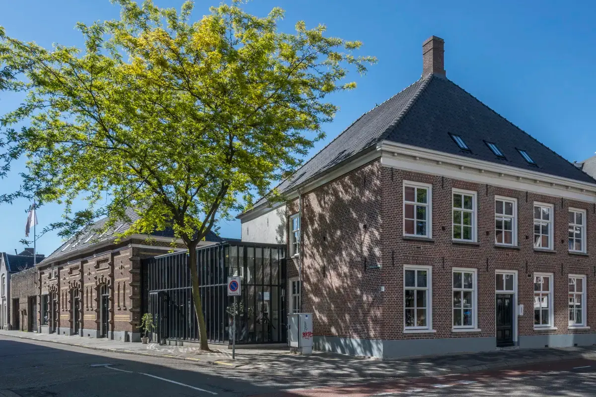 Hotel Kazerne