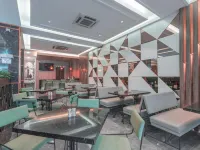 Versa Hotel Hotels near Cibeureum Lake