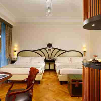 Grand Hotel Savoia Rooms