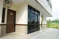 Kost Eksklusif Teduh Hotels in Ngemplak