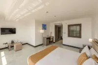 Golden Tulip Dar City Center - Balcony