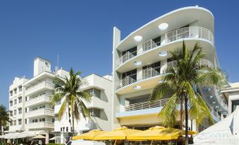 Strand Ocean Drive Suites