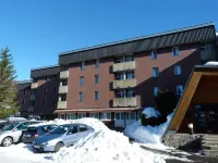 Vvf Super-Besse Auvergne Sancy Hotels in Picherande