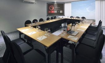 G Suites Hotel by Amithya