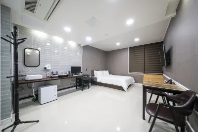 Jeongeup S3 Motel Hotel dekat Naejang Temple