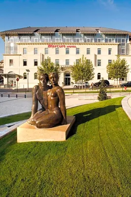 Hôtel Mercure Périgueux Centre Hotels near Jaune Poussin