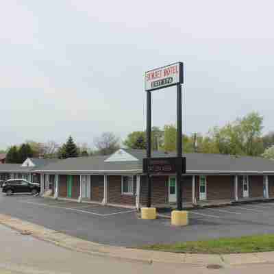 Sunset Motel Hotel Exterior