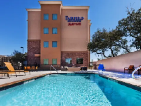 แฟร์ฟิลด์ อินน์แอนด์สวีทส์ บายแมริออท ออสตินนอร์ทเวสต์/รีเสิร์ชบูเลอวาร์ด โรงแรมในออสติน