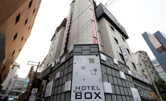 구리 BOX 로비