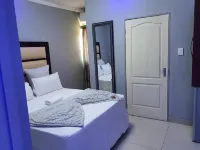 Emirates Garden Lodge