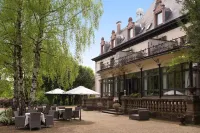 Domaine de Beaupré - Hotel the Originals Relais Các khách sạn gần Parc du Petit Prince