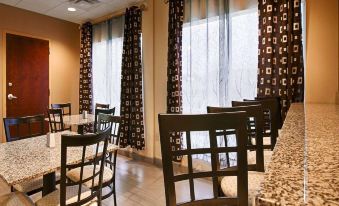 Quality Inn & Suites Huntsville Research Park Area