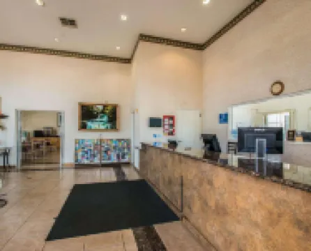 Motel 6 Oceanside, CA – Marina / Camp Pendleton