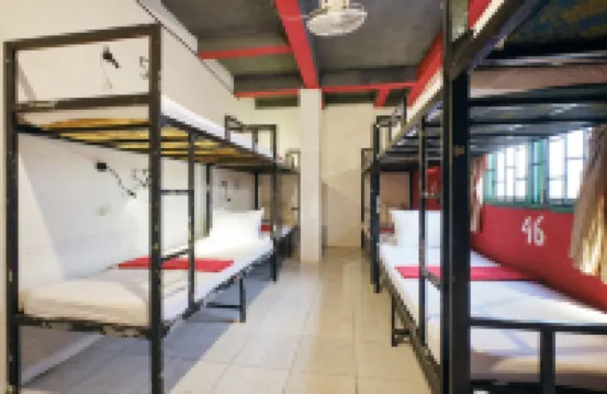 Vangvieng Rock Backpacker Rooftop Hostel