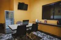 RedDoorz Near Rsud Koja