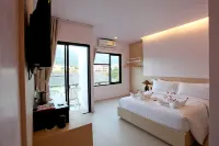 My Hotel Phuket Các khách sạn ở Phuket