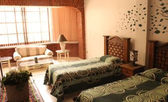 Hostal la Encantada