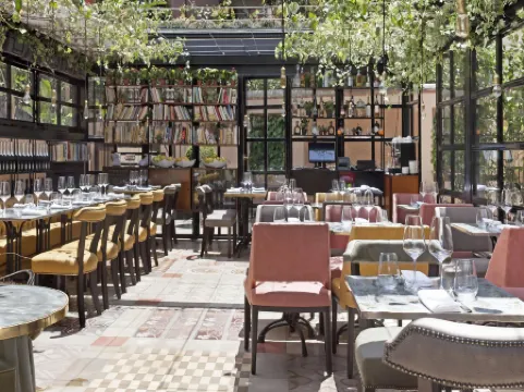 Hotel the Corner Roma Отели рядом с достопримечательностью «Basilica of St. Balbina»