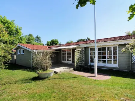 "Enrik" - 123m from the Sea Отели в г. Вордингборг