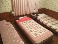 Guesthouse Unila Hotel a 