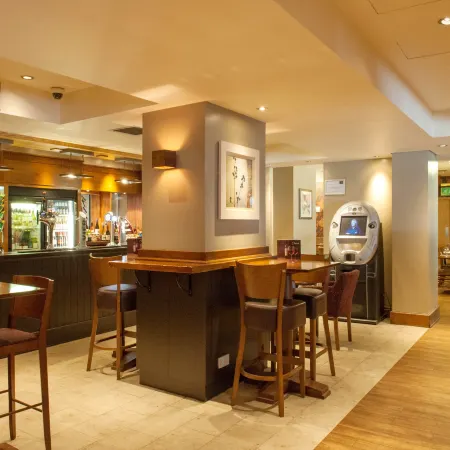 Premier Inn London Tower Bridge Отели рядом с достопримечательностью «Бэрмондзи»