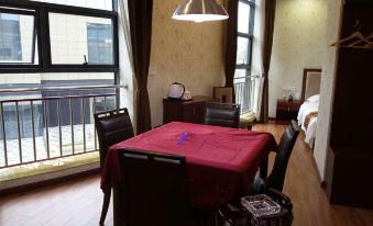 Honghu Tianyuan Times Business Hotel