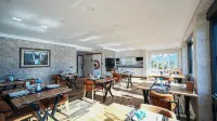 Dolphin Boutique Hotel & Restaurant - servizio colazione