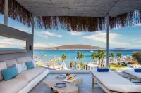 Design Plus Seya Beach Hotel