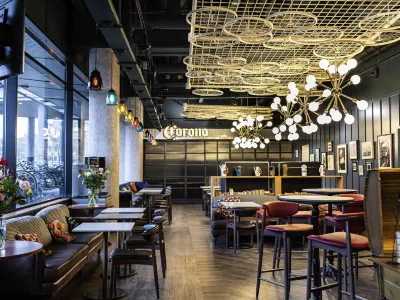 Ibis Amsterdam Centre Hotels near Dam Square