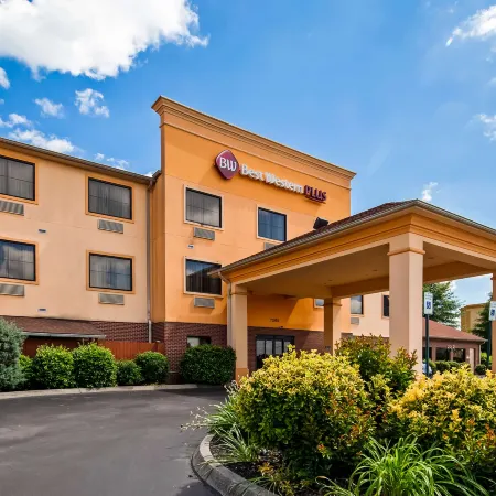 Best Western Plus Strawberry Inn Suites