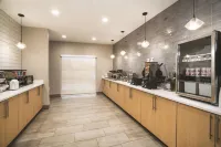 La Quinta Inn & Suites by Wyndham Chattanooga North - Hixson - breakfast