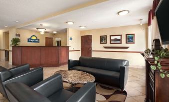 Days Inn by Wyndham Oglesby/ Starved Rock