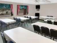 Super 8 by Wyndham Ocean Springs Biloxi Hotels in Latimer