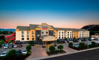 Fairfield Inn & Suites Kelowna