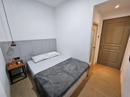 Sare Hotel Отели в г. Sidoarjo