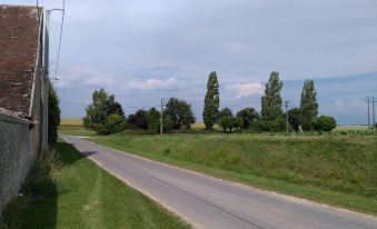 Cottage House in A Quiet Hamlet with Countryside View