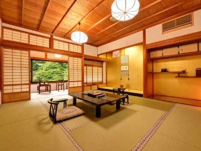 Japanese-Style Room