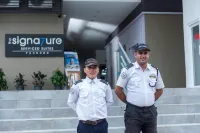 The Signature Serviced Suites Puchong Hotels in Puchong